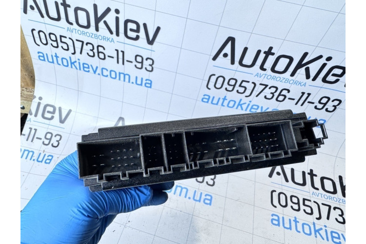 Блок керування клімат-контролем Porsche Cayenne 2003-2010 7L5937049C Блок керування клімат-контролем Porsche Cayenne 2003-2010 7L5937049C