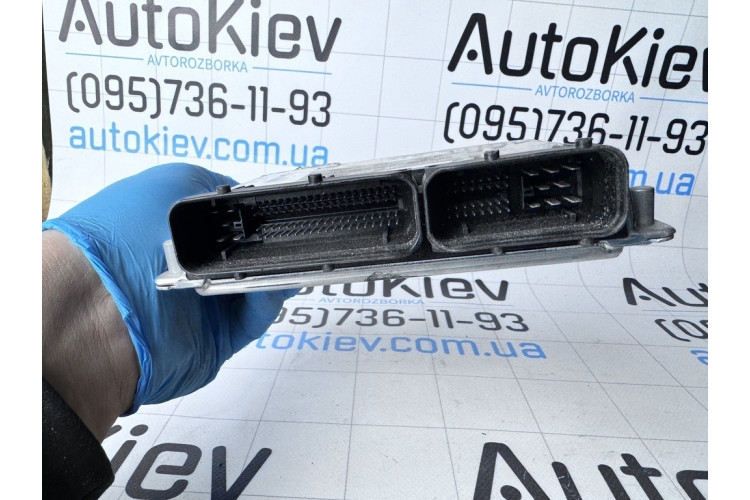 Блок управління двигуна VW Passat [B5] 1996-2000 3B0907551DB