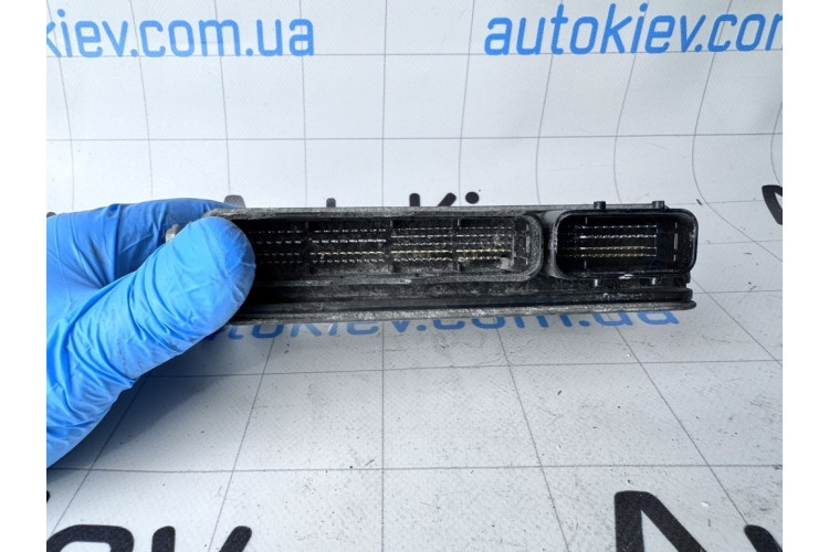Блок ECU компьютер Lexus ES 2012-2018 8966133M70 Блок ECU компьютер Lexus ES 2012-2018 8966133M70