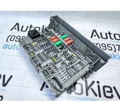 Блок запобіжників BMW 3-serie E90/E91 2005-2012