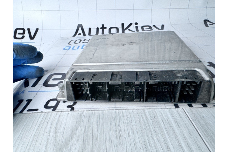 Блок управління двс Mercedes Benz W220 1998-2005 A1371530879 Блок управління двс Mercedes Benz W220 1998-2005 A1371530879