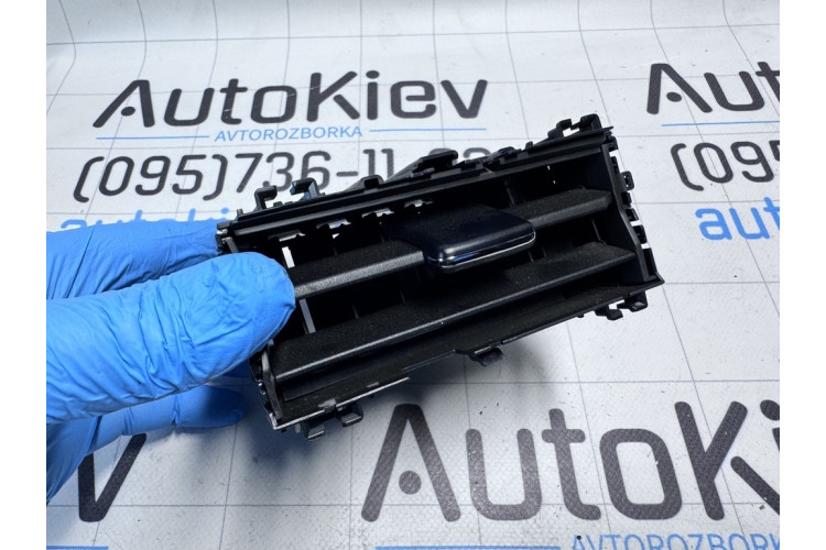 Дефлектор воздушный Lexus ES 2012-2018 5568633040 Дефлектор воздушный Lexus ES 2012-2018 5568633040