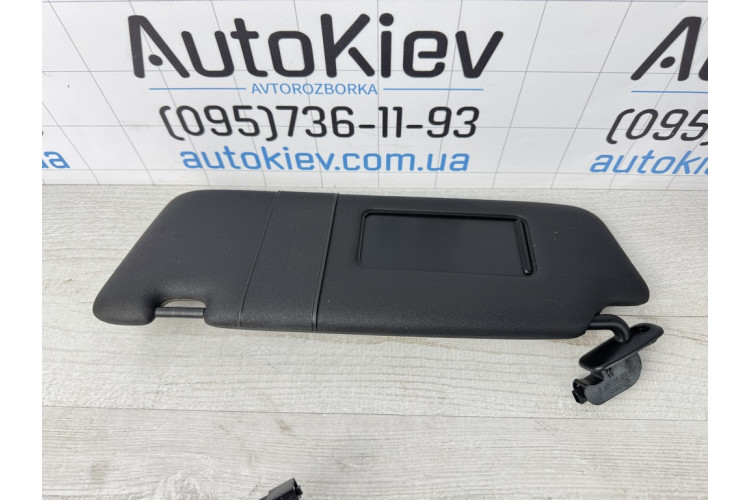 Козирок від сонця лівий Audi A4 [B6] 2000-2004 8E0857551A