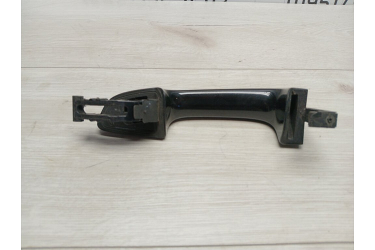 Ручка дверей Porsche Cayenne 2010-2017 7P5837205B Ручка дверей Porsche Cayenne 2010-2017 7P5837205B