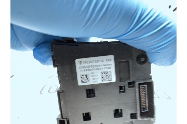 Панель керування підвіски Porsche Cayenne 2010-2017 7P5927521Q Панель керування підвіски Porsche Cayenne 2010-2017 7P5927521Q