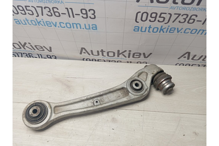 Важіль передній правий нижній Audi A8 [4H] 2010-2017 4H0407156A