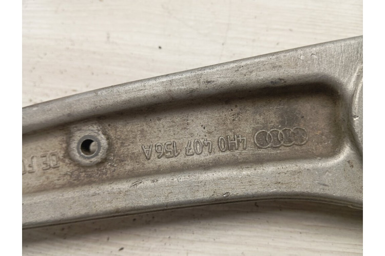 Важіль передній правий нижній Audi A8 [4H] 2010-2017 4H0407156A