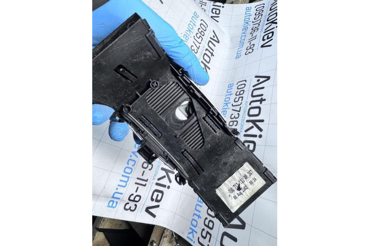 Селектор передач куліси акпп Audi A6 [C5] 1997-2004 4B0713111AR