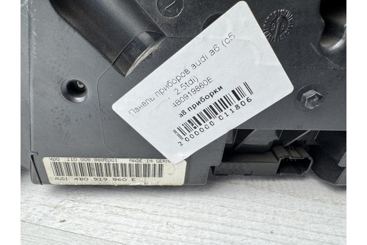 Панель приладів Audi A6 [C5] 1997-2004 4B0919860E