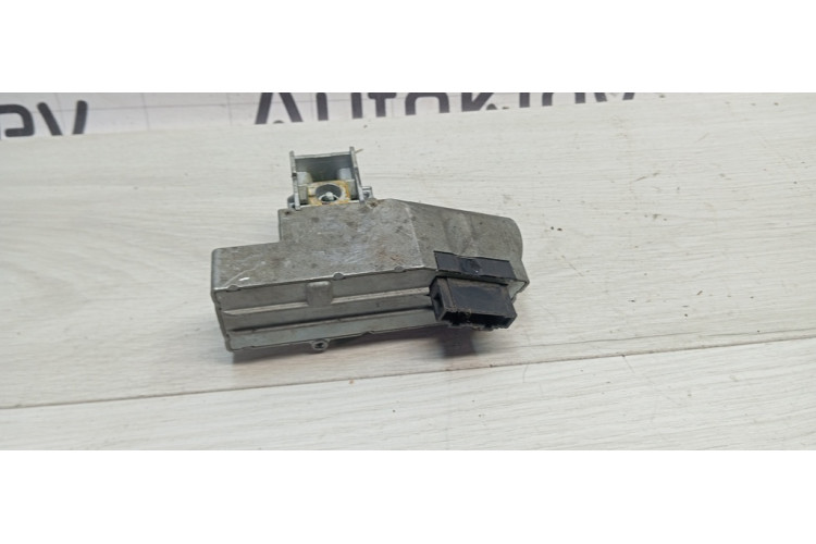 Модуль блокування рульової колонки Audi A8 [4E] 2002-2010 4E0905852A