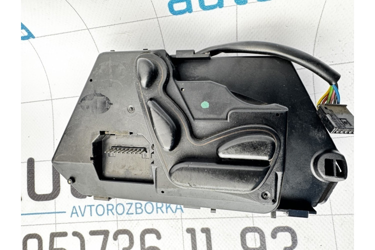 Переключатель регулировки сиденья Mercedes Benz W220 1998-2005 2208218751