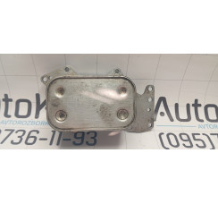 Теплообмінник радіатор масляний (холодильник під фільтром) Audi Q5 [8R] 2008-2017