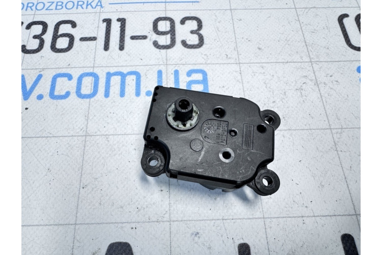 Моторчик печки Mercedes Benz W220 1998-2005 EAM501 Моторчик печки Mercedes Benz W220 1998-2005 EAM501