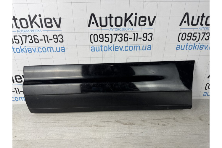 Молдинг двері задньої лівої Porsche Cayenne 2010-2017 7P5837787G