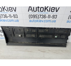 Молдинг двері задньої лівої Porsche Cayenne 2010-2017