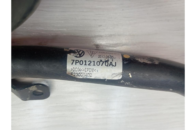 Трубка водяного охолодження Porsche Cayenne 2010-2017 7P0121070AJ