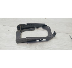 Кронштейн вакуумного насоса Porsche Cayenne 2010-2017