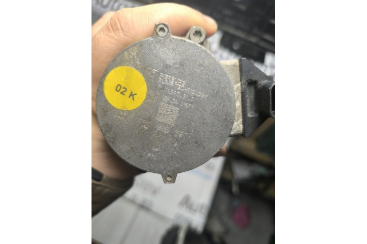 Помпа водяний насос охолодження VW Touareg 2010-2018 7P0965567