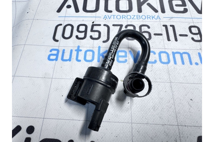 Клапан вентиляції паливного бака Audi A4 [B7] 2005-2007 06E906517B