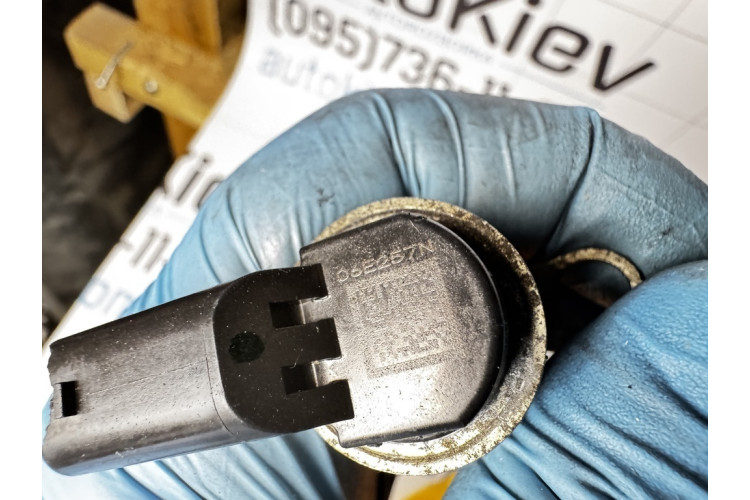 Датчик вануса Audi A4 [B7] 2005-2007 06E257N