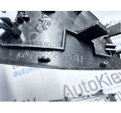 Накладка карт Volvo V70 2007-2016