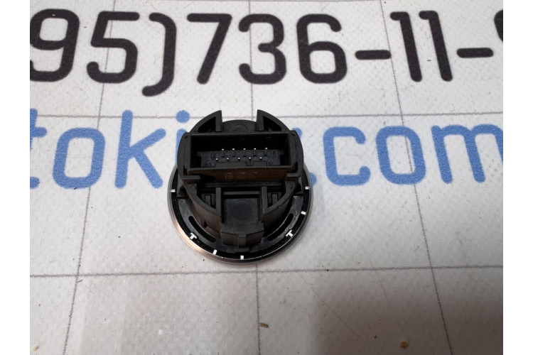 Кнопка стартера BMW 1-serie E87/E81 2004-2011 694949907 Кнопка стартера BMW 1-serie E87/E81 2004-2011 694949907