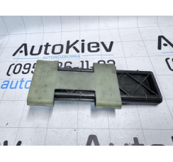 Кришка фільтра вугільного Mercedes Benz W220 1998-2005