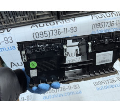 Дефлектор вентиляції центральний VW Passat [B7] 2011-2015