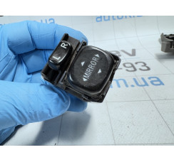 Управління дзеркалами Toyota Camry V50 2011-2018