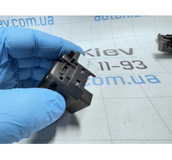 Управління дзеркалами Toyota Camry V50 2011-2018