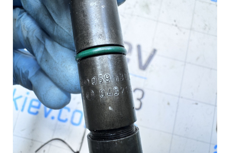 Форсунка упорскування палива Audi A4 [B7] 2005-2007 059130201E