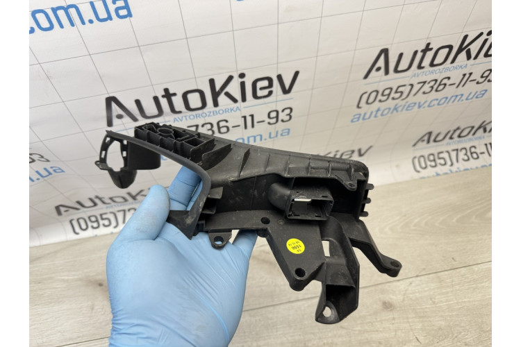 Ручка дверей внутрішня Audi A8 [4H] 2010-2017 4H1959518