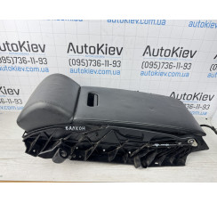 Подлокотник задний (черного цвета) Audi A8 S8 D4 4H 2010-2017