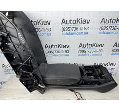 Подлокотник задний (черного цвета) Audi A8 S8 D4 4H 2010-2017