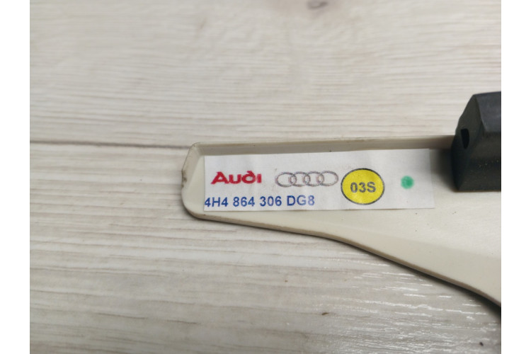 Накладка напрямної біла Audi A8 [4H] 2010-2017 4H4864306DG8