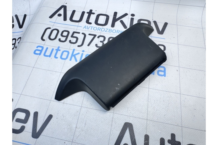 Накладка soul (чорний) Audi A8 [4H] 2010-2017 4H0882311A