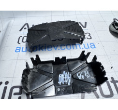 крышка Audi A8 [4H] 2010-2017