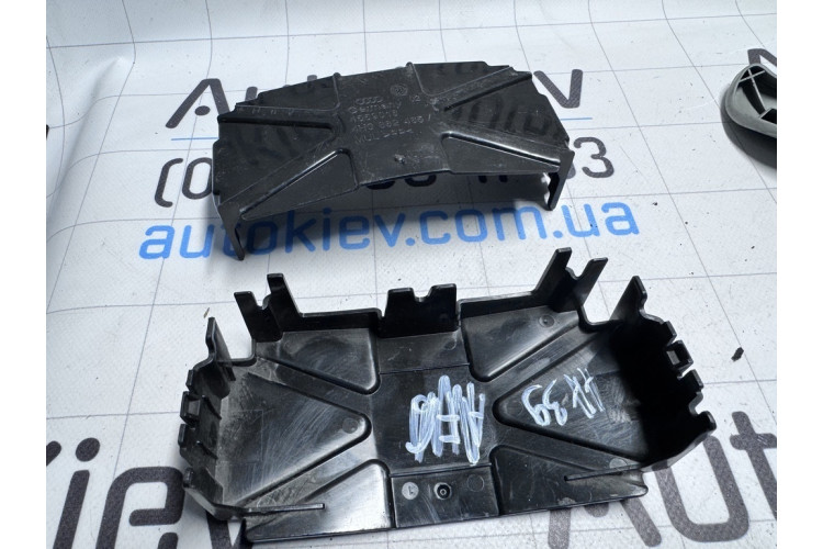 Крышка Audi A8 [4H] 2010-2017 4H0882465