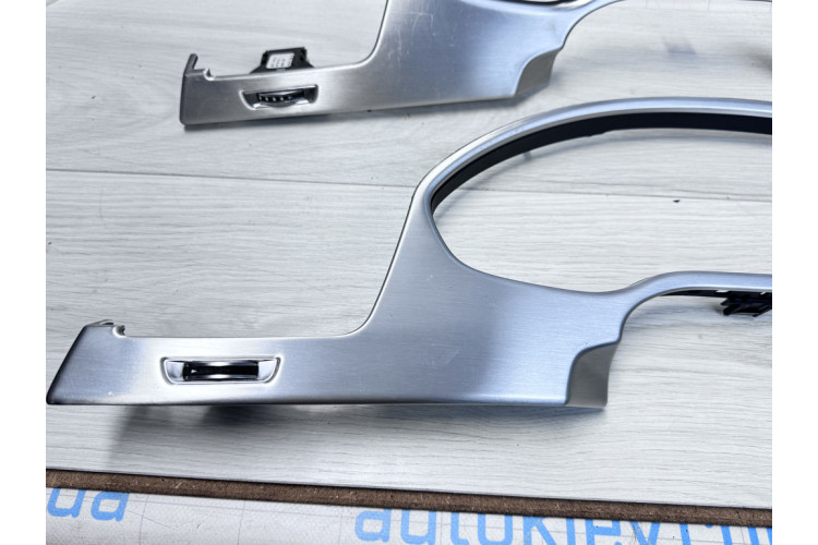 Накладка приборной панели (матированный алюминий) Audi A8 [4H] 2010-2017 4H1853173