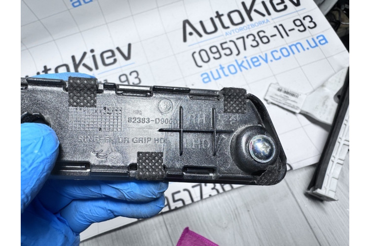 Декоративна накладка Hyundai Genesis (DH) 2014-2016 82383D9000