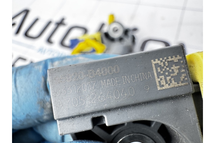 Датчик удару Hyundai Tucson 2015> 95920B4000