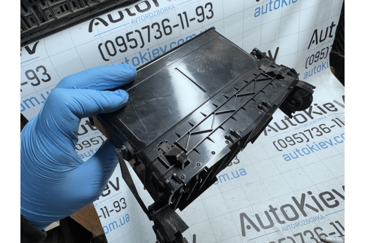 Дефлектор воздушный ВНУТРЯНКА Mercedes Benz W245 B-klasse 2005-2011 A1698300054