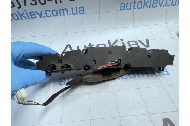 Блок кнопок Mercedes Benz W220 1998-2005 A2208218258