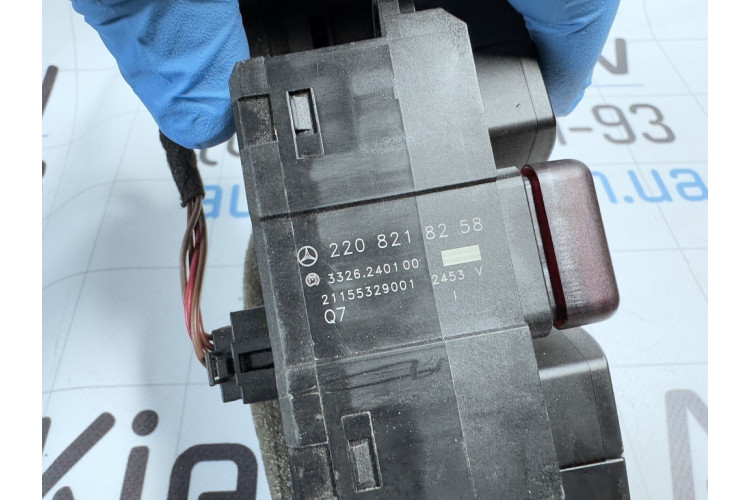 Блок кнопок Mercedes Benz W220 1998-2005 A2208218258