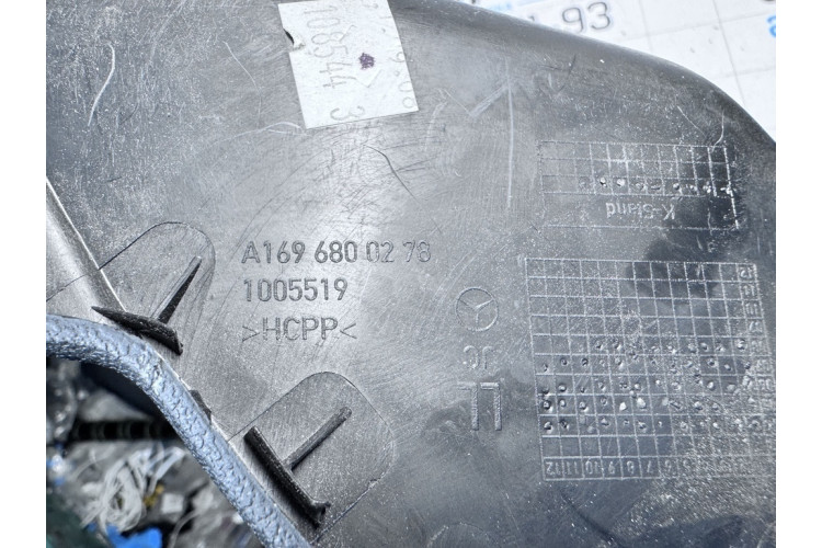 Заглушка консолі права Mercedes Benz A-Class W169 2004-2012 A1696800278