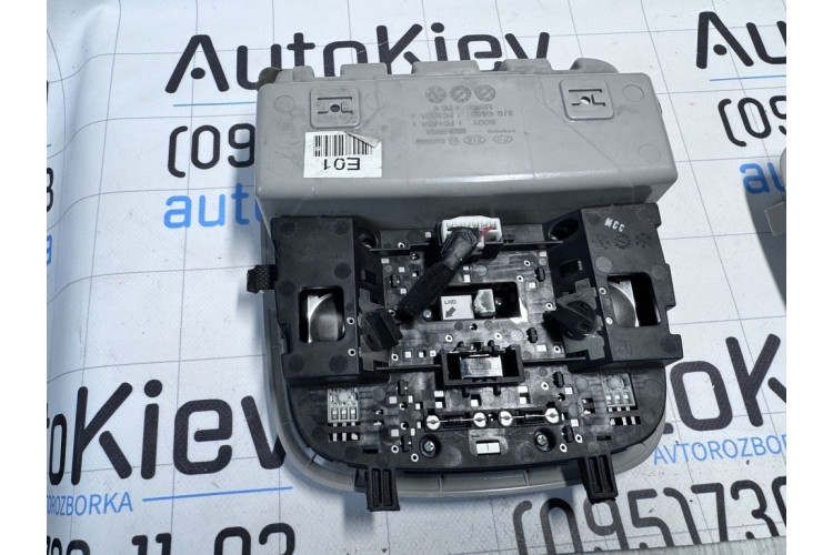 Плафон салонный передний без очечника Hyundai Sonata V (NF) 2005-2010 92800D90XX Плафон салонный передний без очечника Hyundai Sonata V (NF) 2005-2010 92800D90XX