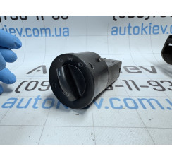 Перемикач світла фар на торпедо VW Touran 2003-2010