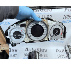 Панель приборов Mercedes Benz W204 2007-2015