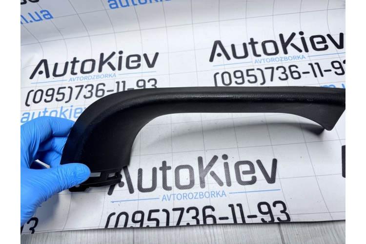 Обшивка дверей багажника верхня ліва Hyundai i30 2017> 81730F1000WK