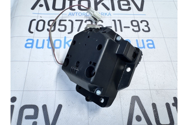 Джойстик управління мультимедіа Mercedes Benz W204 2007-2015 A2048709558